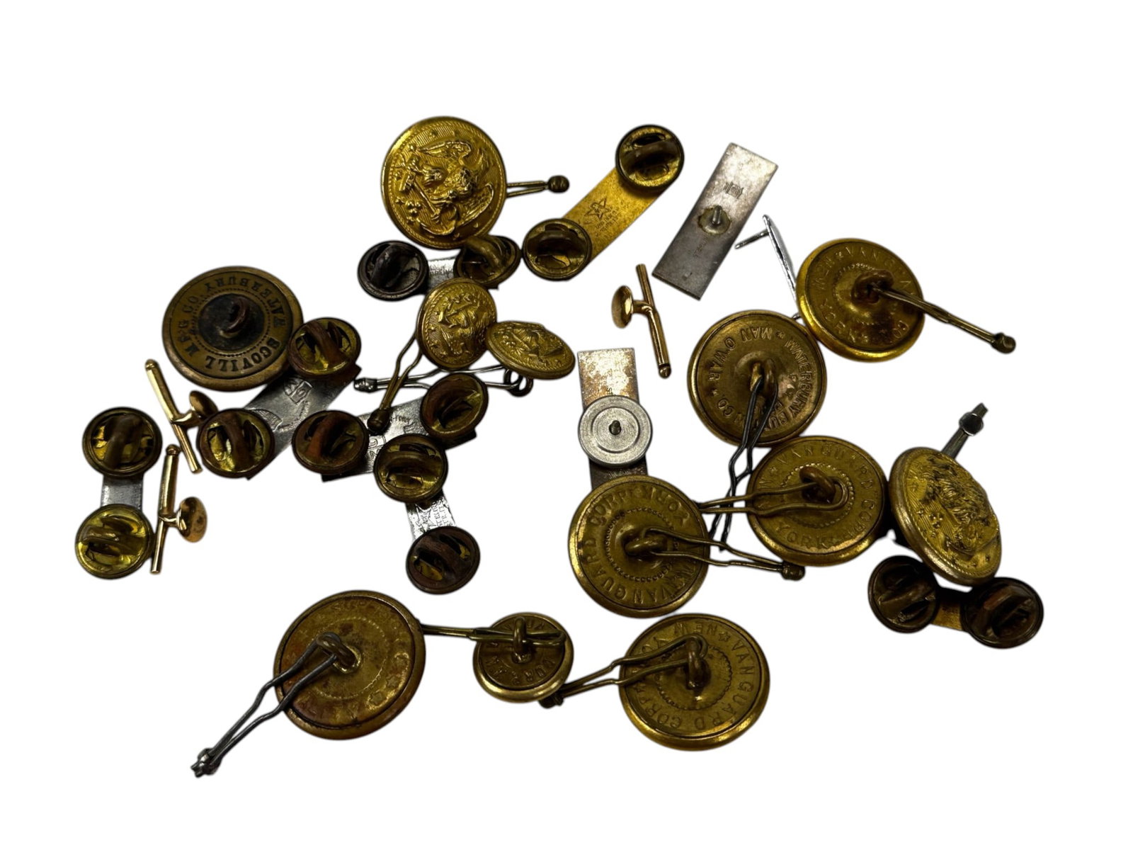Van Guard Eagle Brass Buttons & Collar Stud Group (1 of 5)