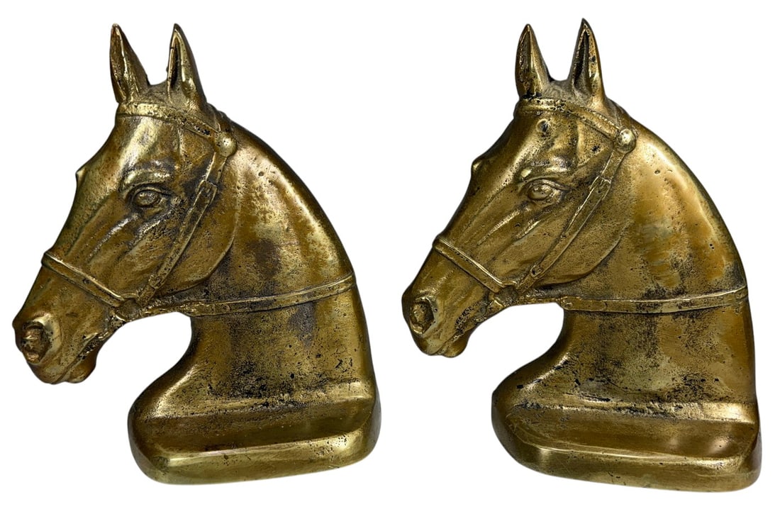 Solid Bronze Horse Head Equestrian Bookends 2pcs: Two solid bronze equestrian bookends, each modeled as a bridled horse head with detailed facial features and raised tack decoration, mounted on integral rectangular bases. Apparently unmarked. Each me