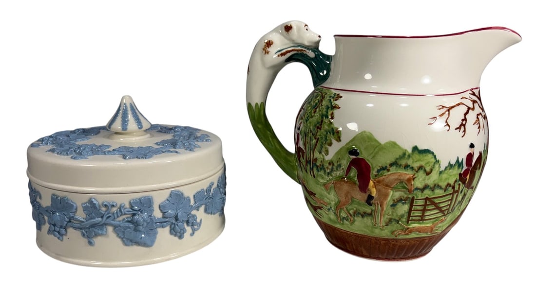Wedgwood Ceramic Hunt Pitcher & Lidded Box 2pc LOT (1 of 9)