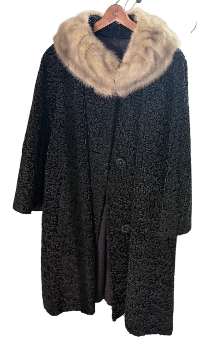 Vintage Astrakin Lepshire Black Fur Coat France M (1 of 5)
