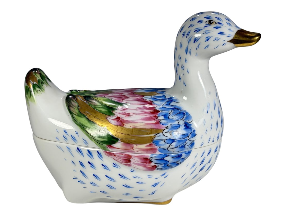 Vista Alegre Portugal Duck Porcelain Box: Hand-painted Vista Alegre Portugal porcelain duck-form covered box. The two-piece figure is modeled as a seated duck, with the upper body forming the removable lid and the lower body forming the conta