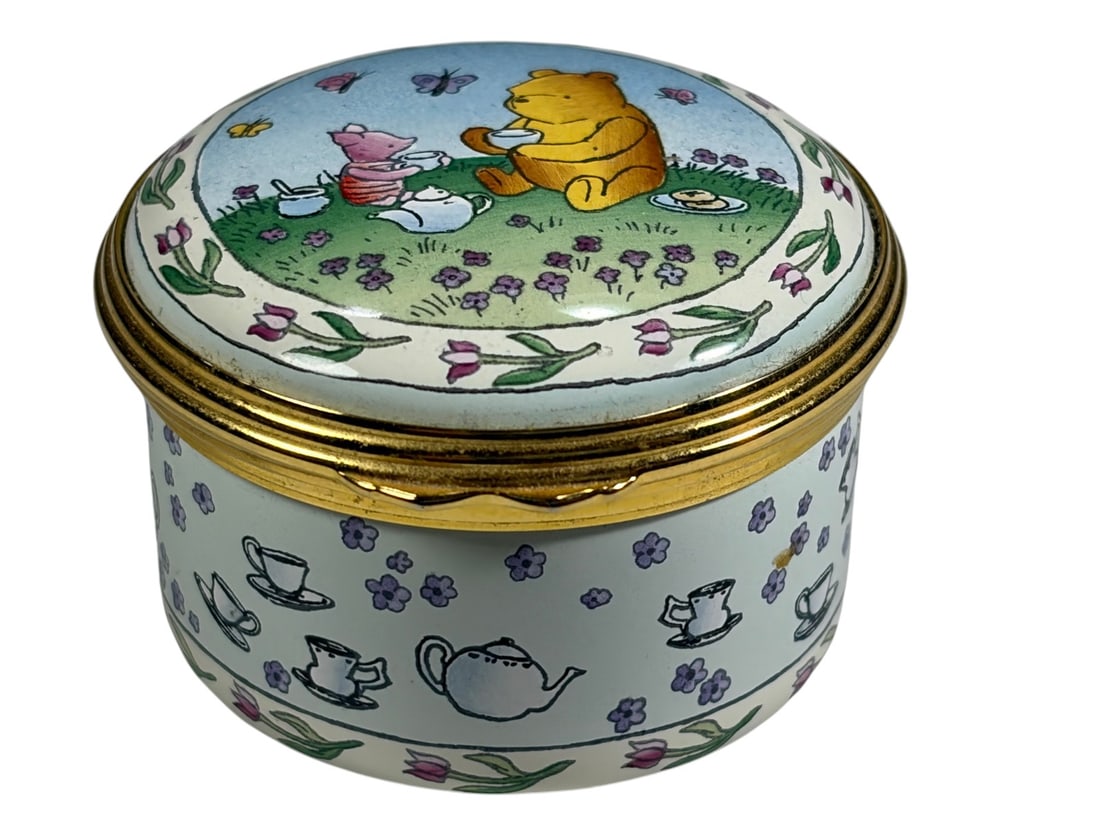 Halcyon Days Disney Winnie the Pooh Enamel Box (1 of 5)
