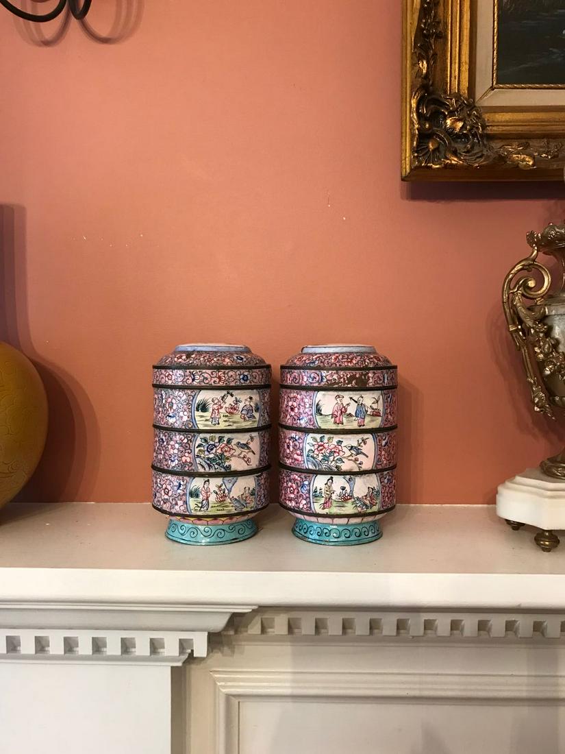 A Pair of Chinese Canton Enamel Boxes (1 of 11)