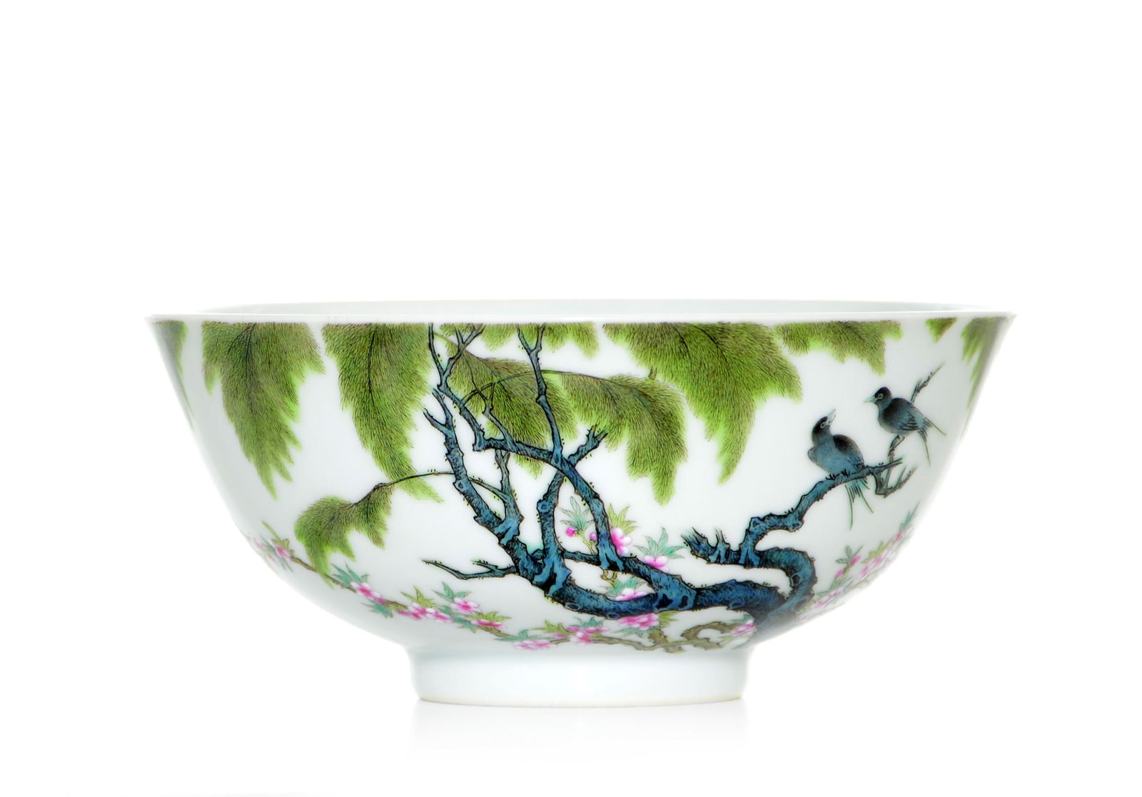 A Very Fine Chinese Falangcai-Style Porcelain Bowl (1 of 6)