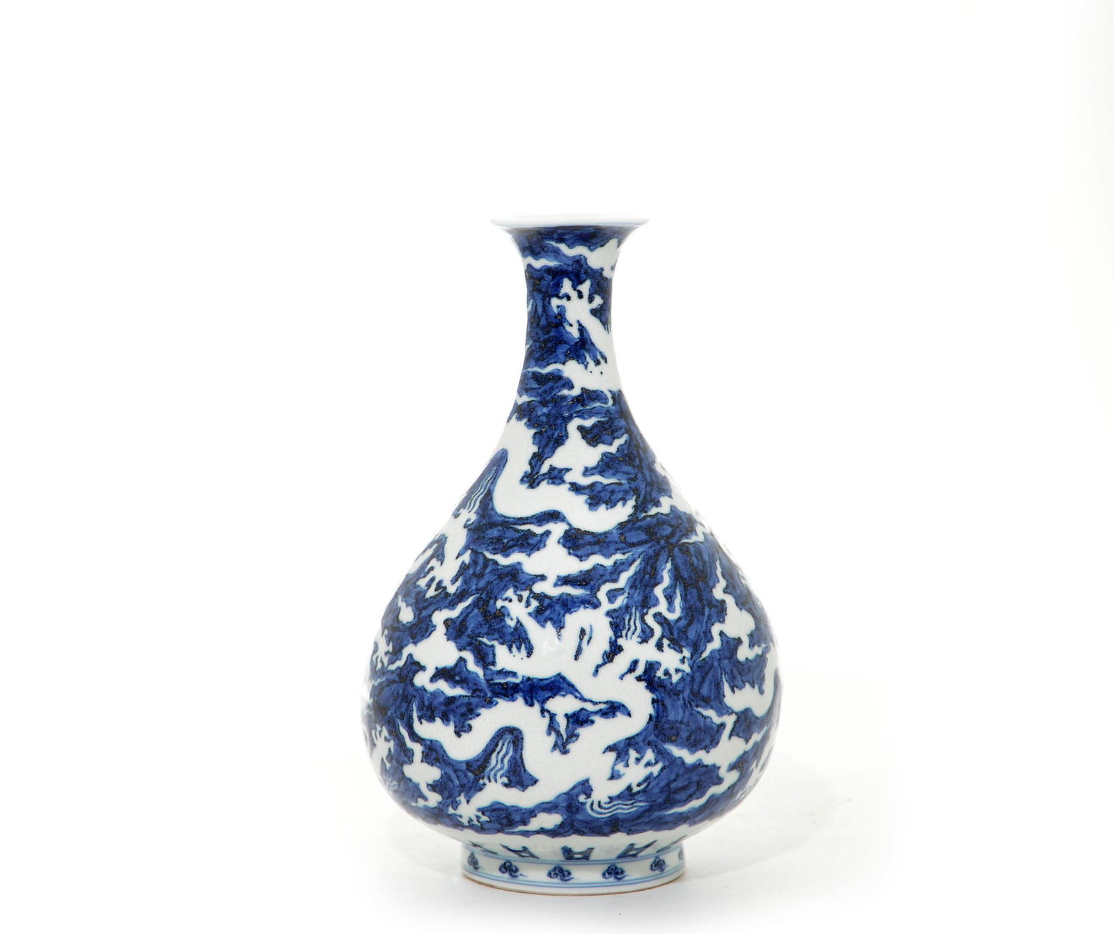 A Rare Chinese Blue and White 'Dragon' Vase (1 of 19)