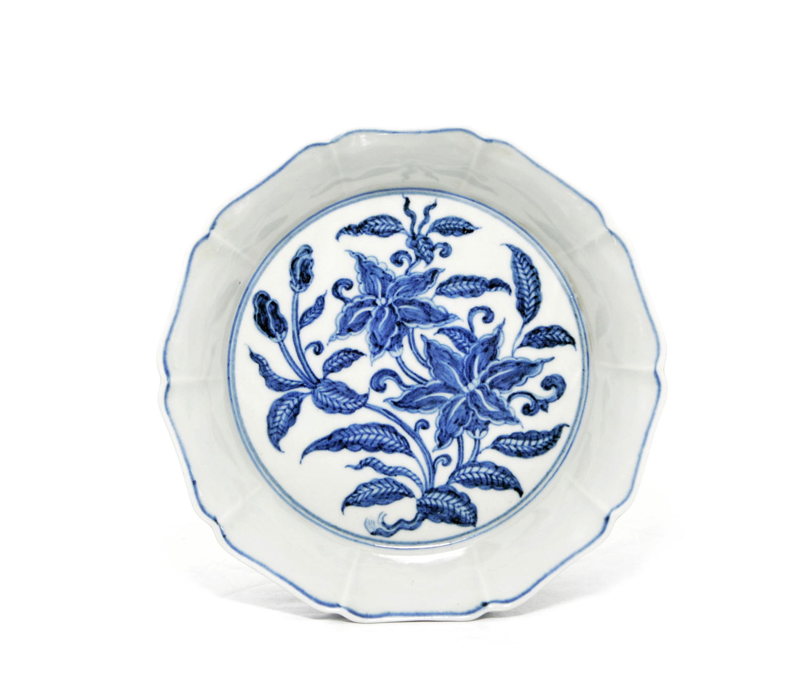 A Fine Chinese Blue and White Dish (1 of 8)