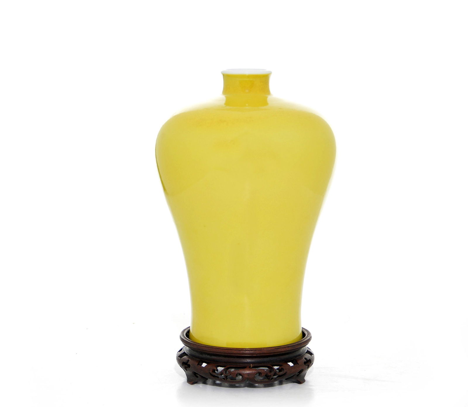A Fine Chinese Yellow Vase (1 of 12)