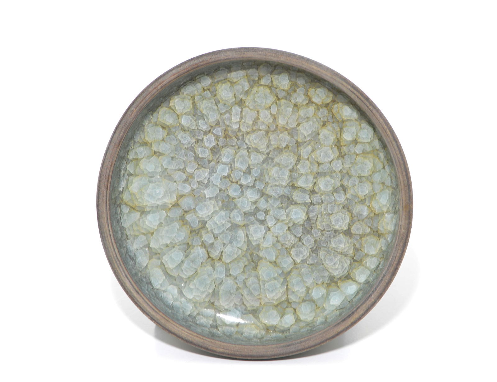 A Rare Chinese Guan-Type 'Ice-Crackle' Dish (1 of 4)