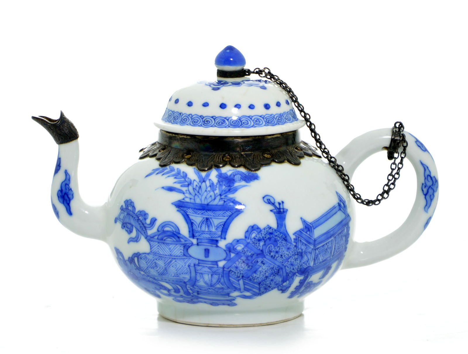Chinese Kangxi Blue and White Teapot (1 of 17)
