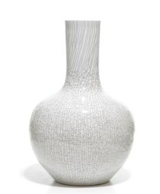 Large and Fine Chinese 'Ge-Type' Vase