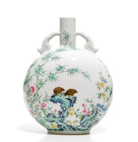 Very Fine Chinese Falangcai-Style 'Quail' Vase