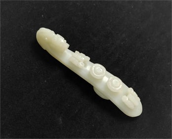 Rare Chinese Ming-Style Jade Belt Buckle