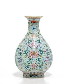 Fine Chinese Famille Rose 'Lotus' Vase