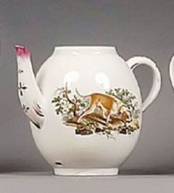 Porcelain Tea Pot