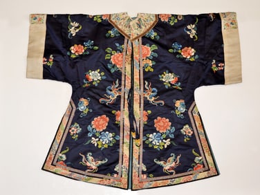Chinese Silk Embroidery Robe