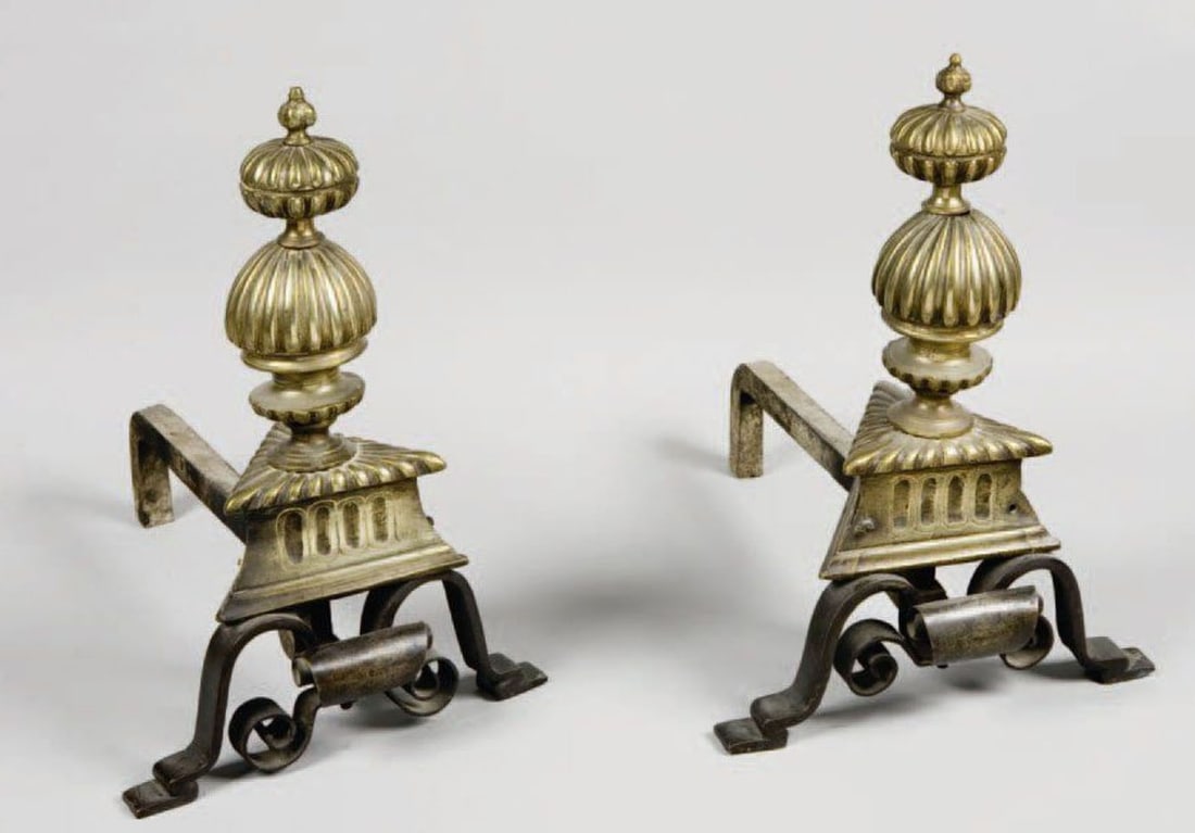Pair of Andirons: Brass andironsL: 22 cm
