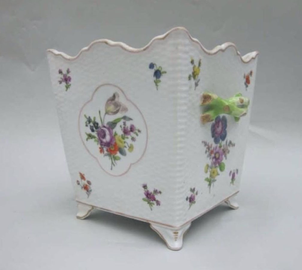 Porcelain Bowl (1 of 1)