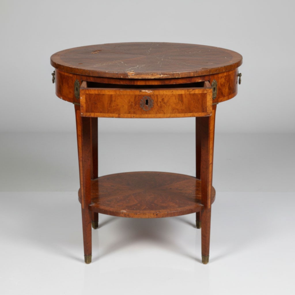 Mahogany Table: H: 78 cm