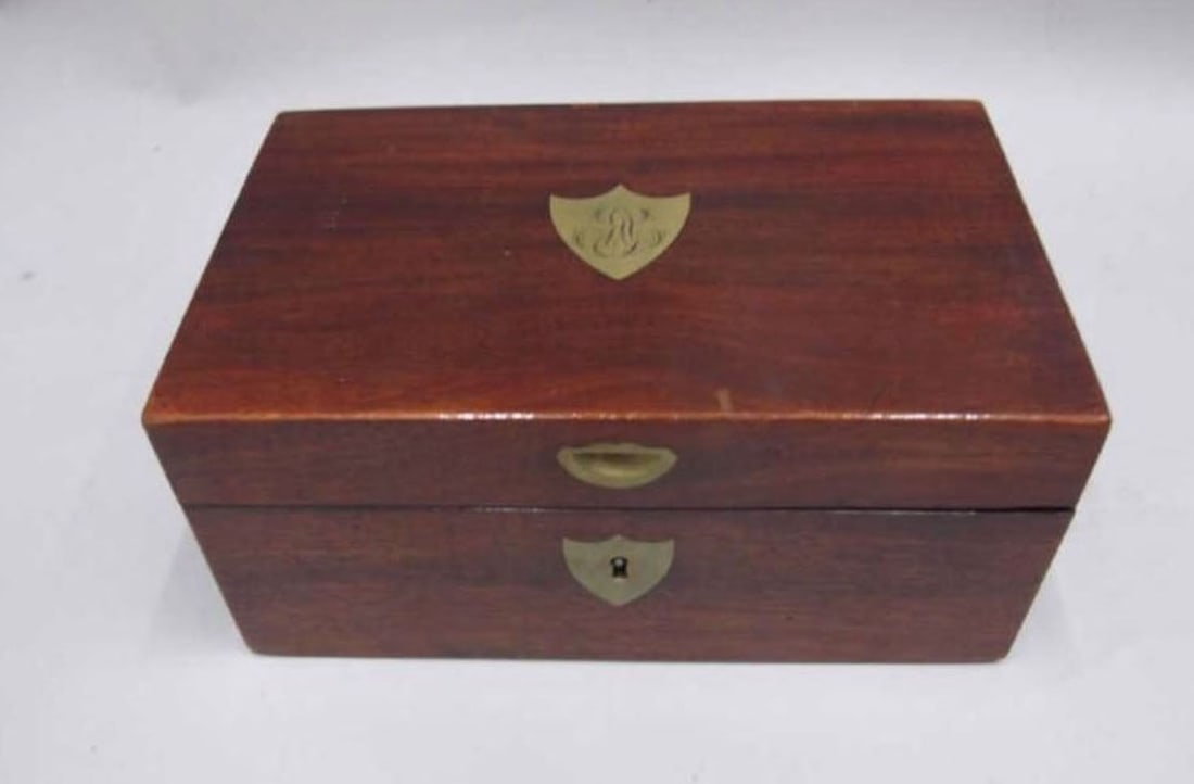 Wood Letter Box: L: 19 cm