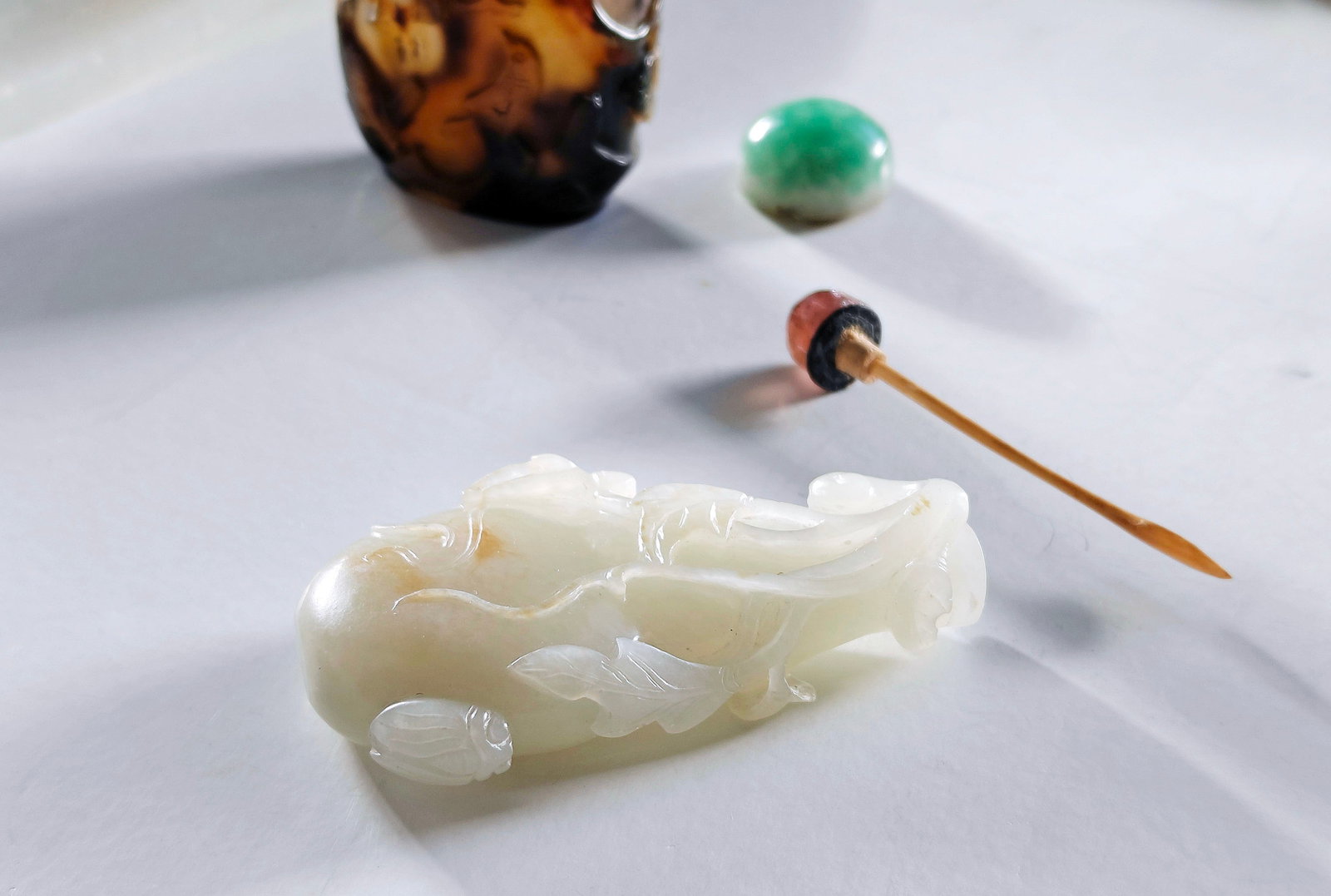 Very Fine Chinese Jade Snuff Bottle - 11