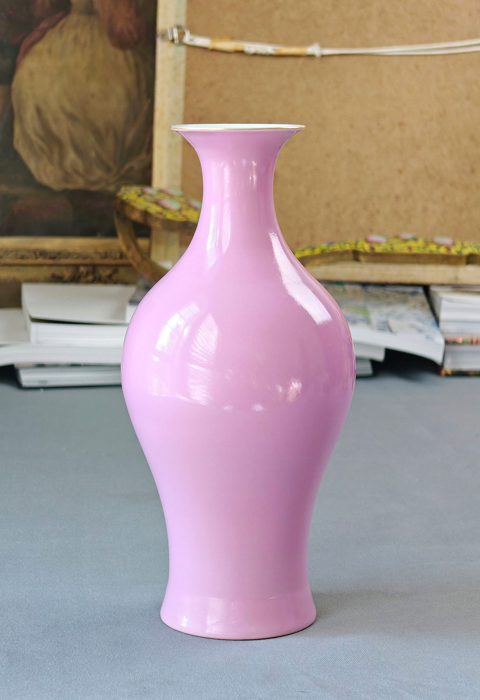 Chines Pink Enamel Vase - 11