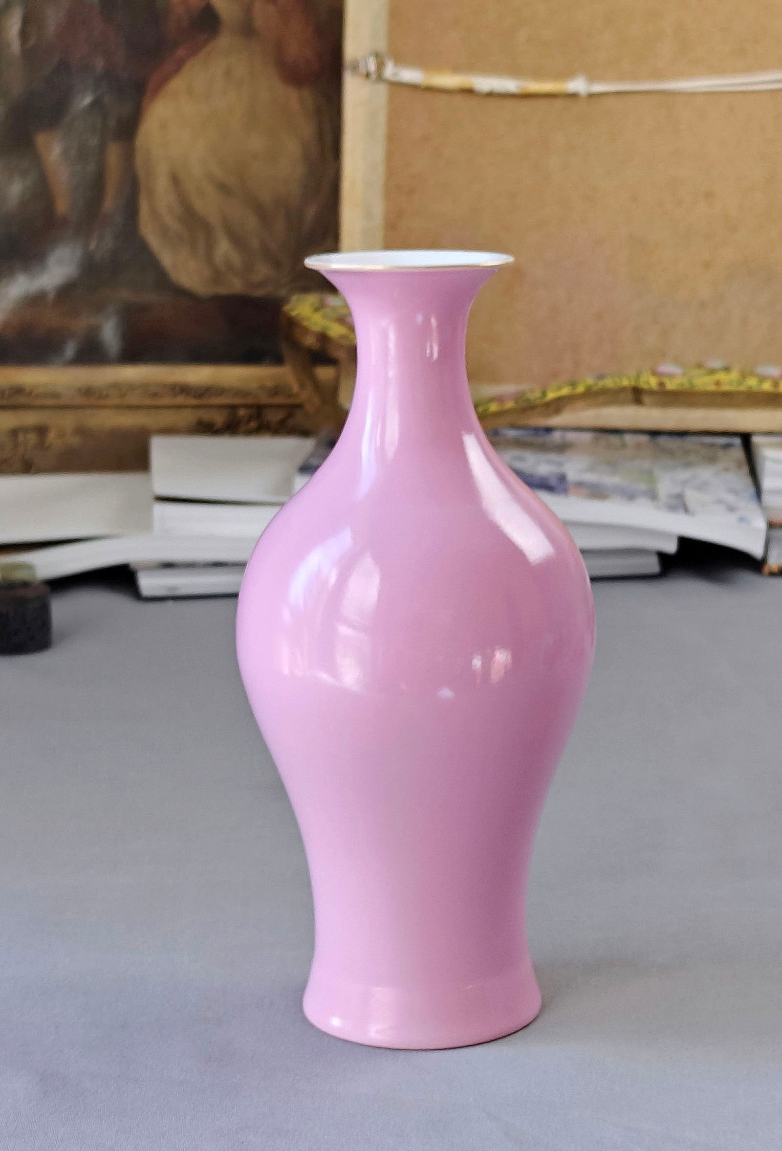Chines Pink Enamel Vase - 7