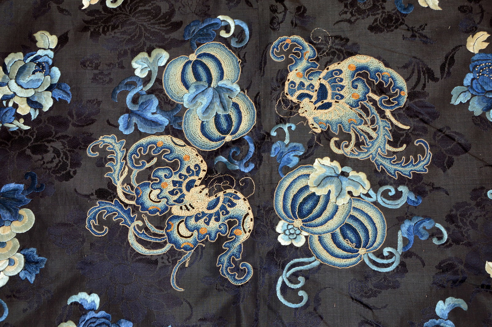 Chinese Tri-Blue Court Robe - 13