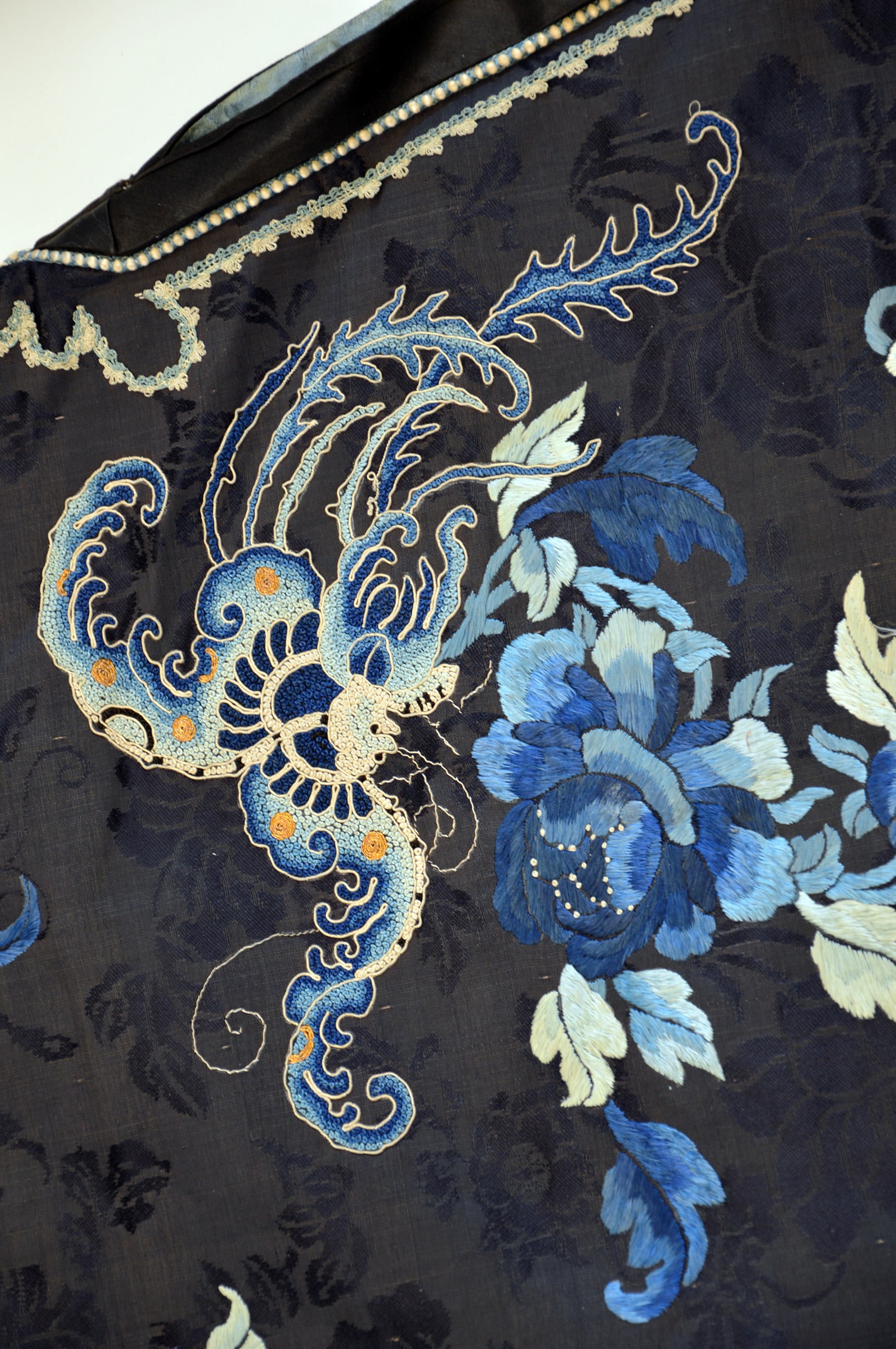 Chinese Tri-Blue Court Robe - 16
