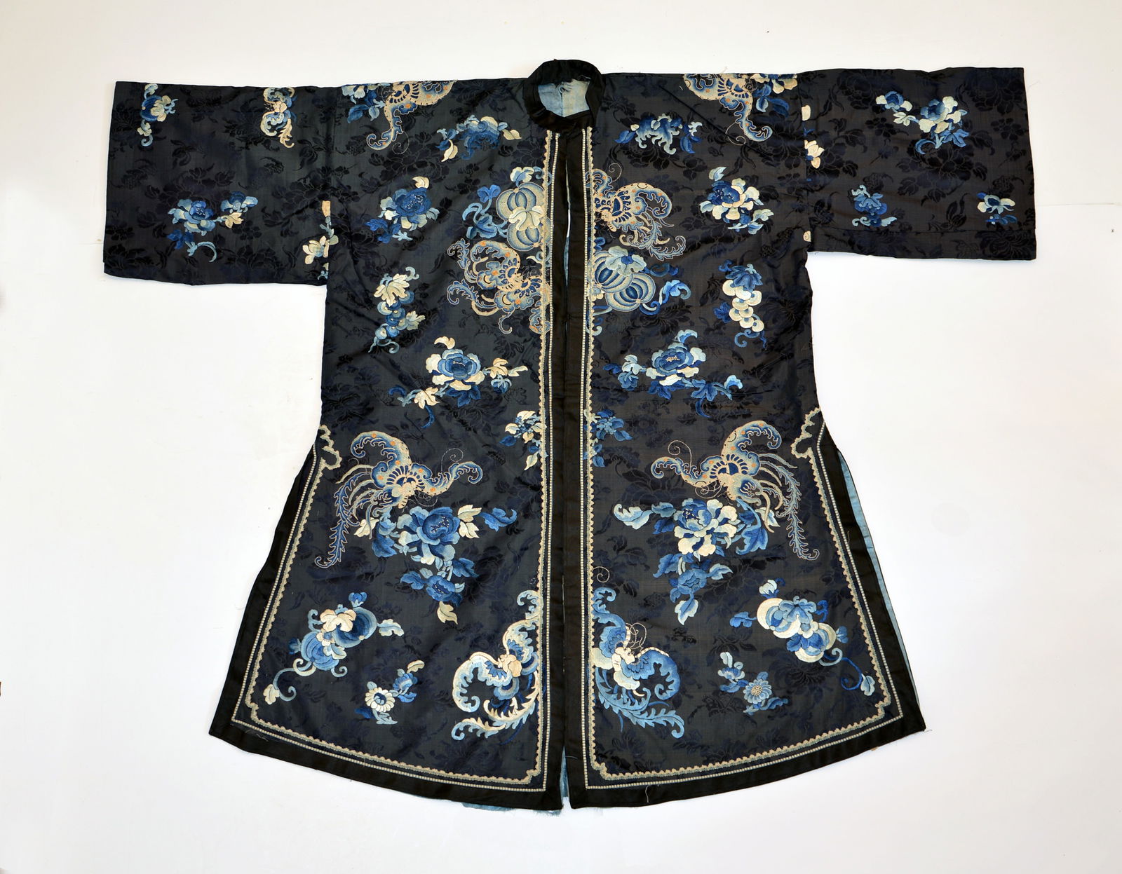Chinese Tri-Blue Court Robe (1 of 20)