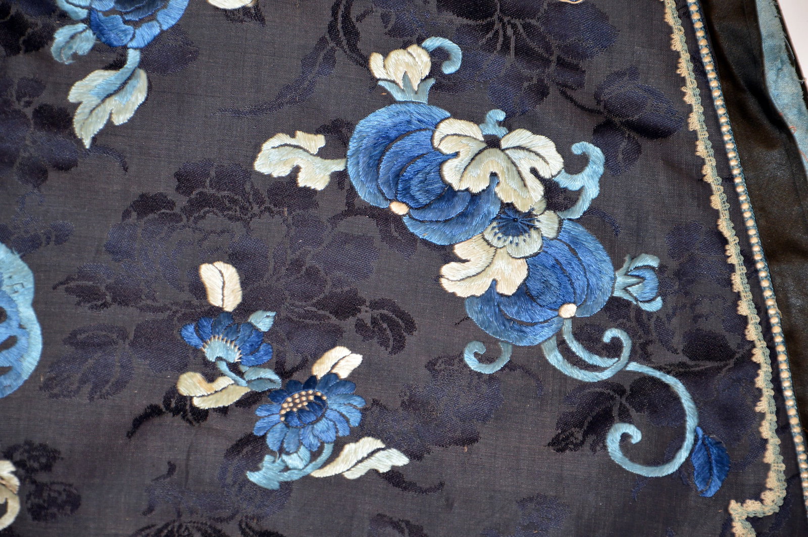Chinese Tri-Blue Court Robe - 20