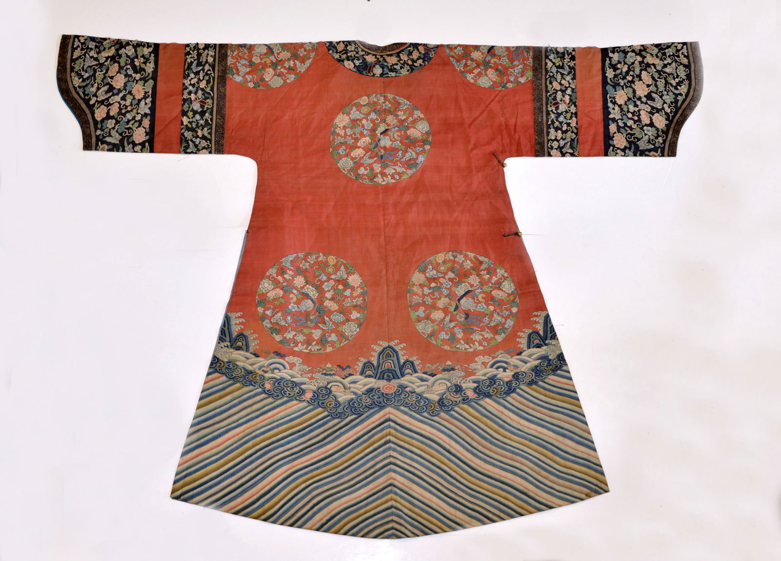 Very Fine Chinese 'Kesi' Court Robe - 2