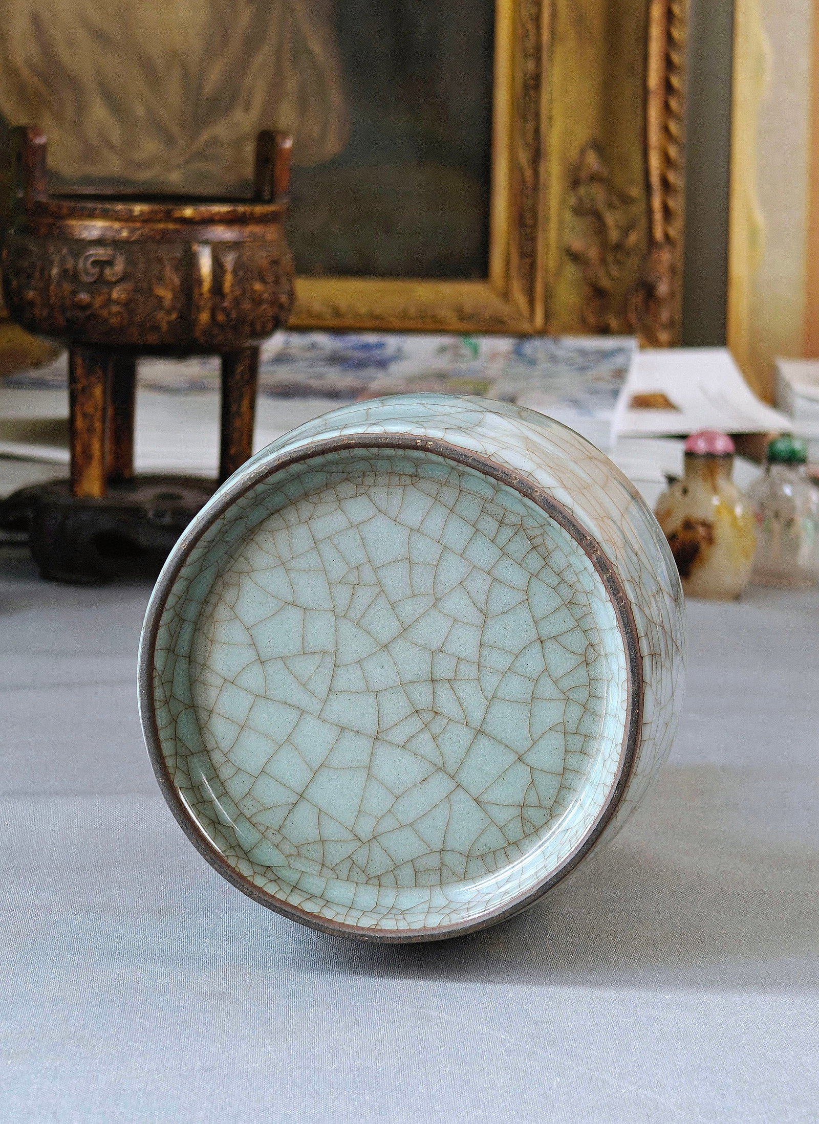 Chinese 'Guan-Type' Mallet Vase - 14