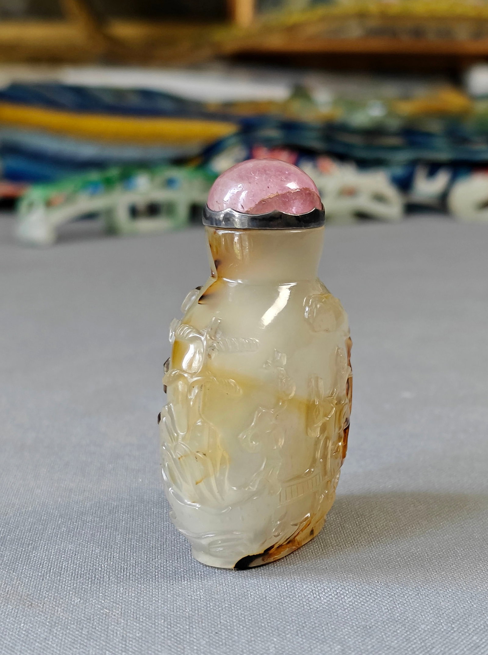Chinese Carved Agate Snuff Bottle - 12