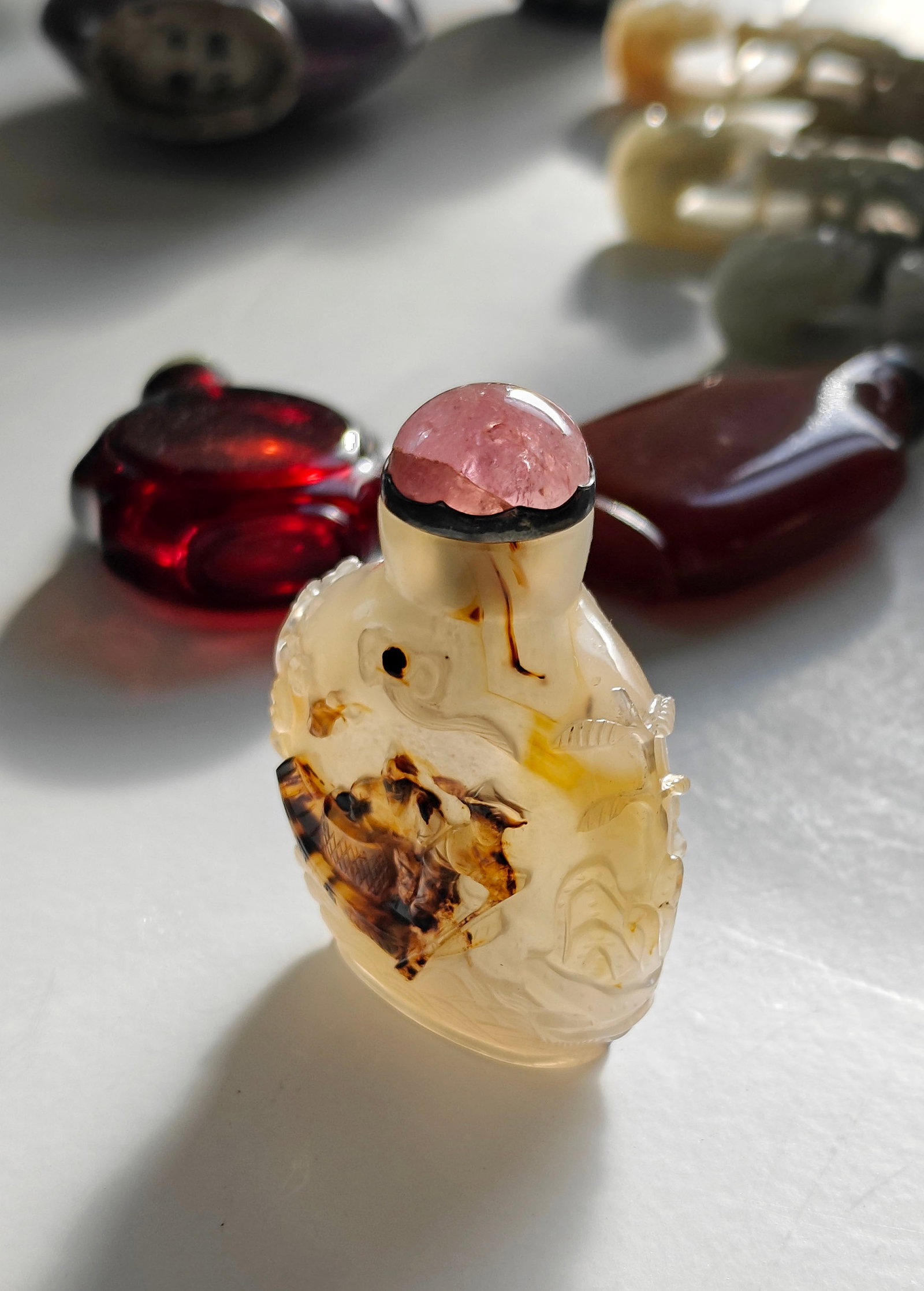 Chinese Carved Agate Snuff Bottle - 19