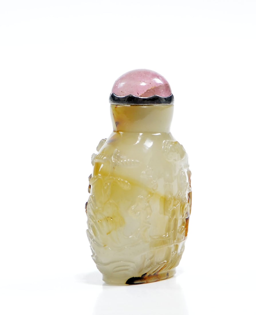 Chinese Carved Agate Snuff Bottle - 4