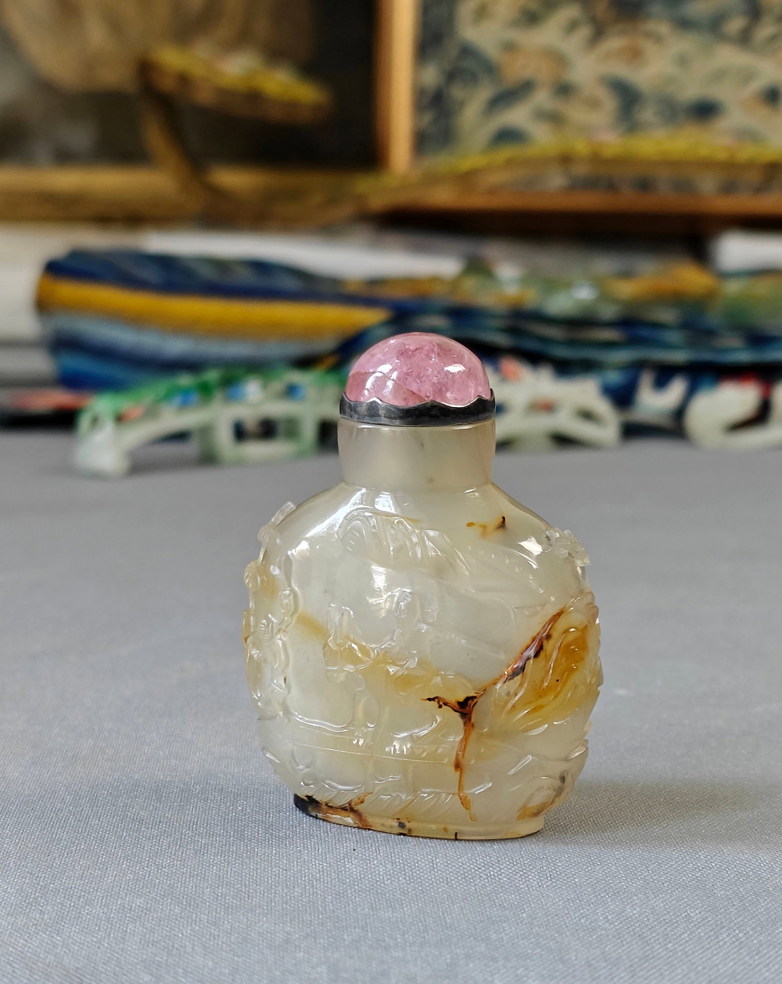 Chinese Carved Agate Snuff Bottle - 8