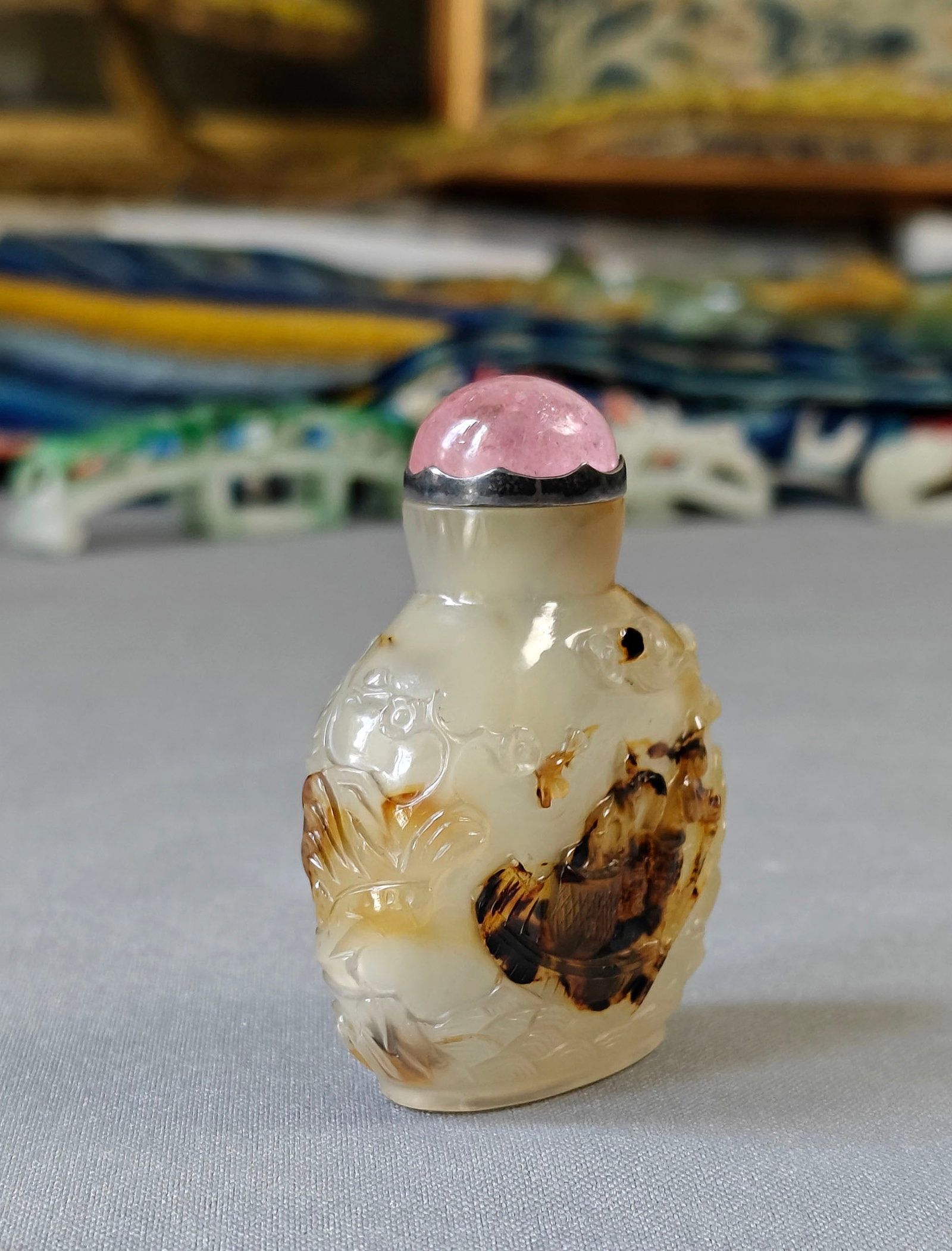 Chinese Carved Agate Snuff Bottle - 9