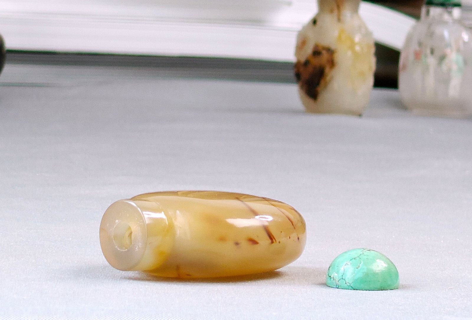 Chinese Agate Snuff Bottle - 17