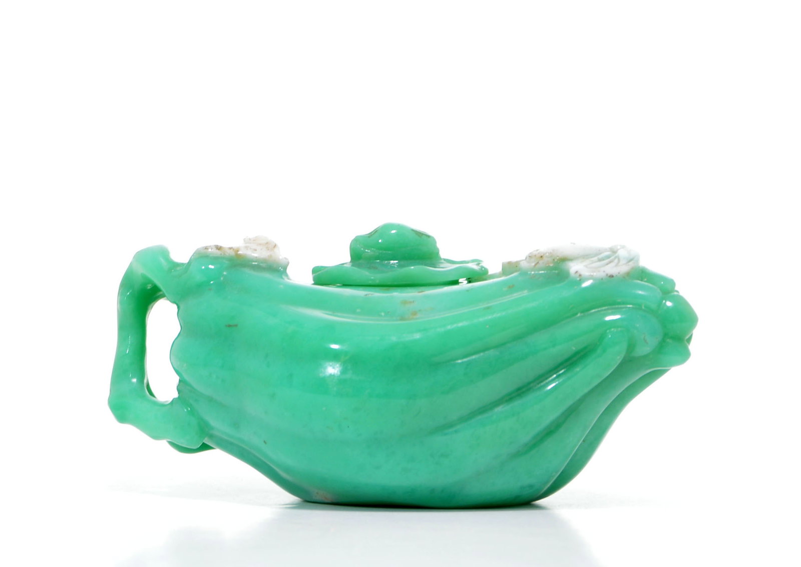 Chinese Carved Green Glass Teapot: Teapot of organic form, masterfully carved from a vibrant green hardstone into the shape of a Buddha's hand citron. The body features elongated, finger-like lobes that terminate in a subtly