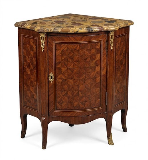 Rosewood Cabinet: A corner cabinet inlaid with rosewood quatrefoils, marble top, H: 79cm