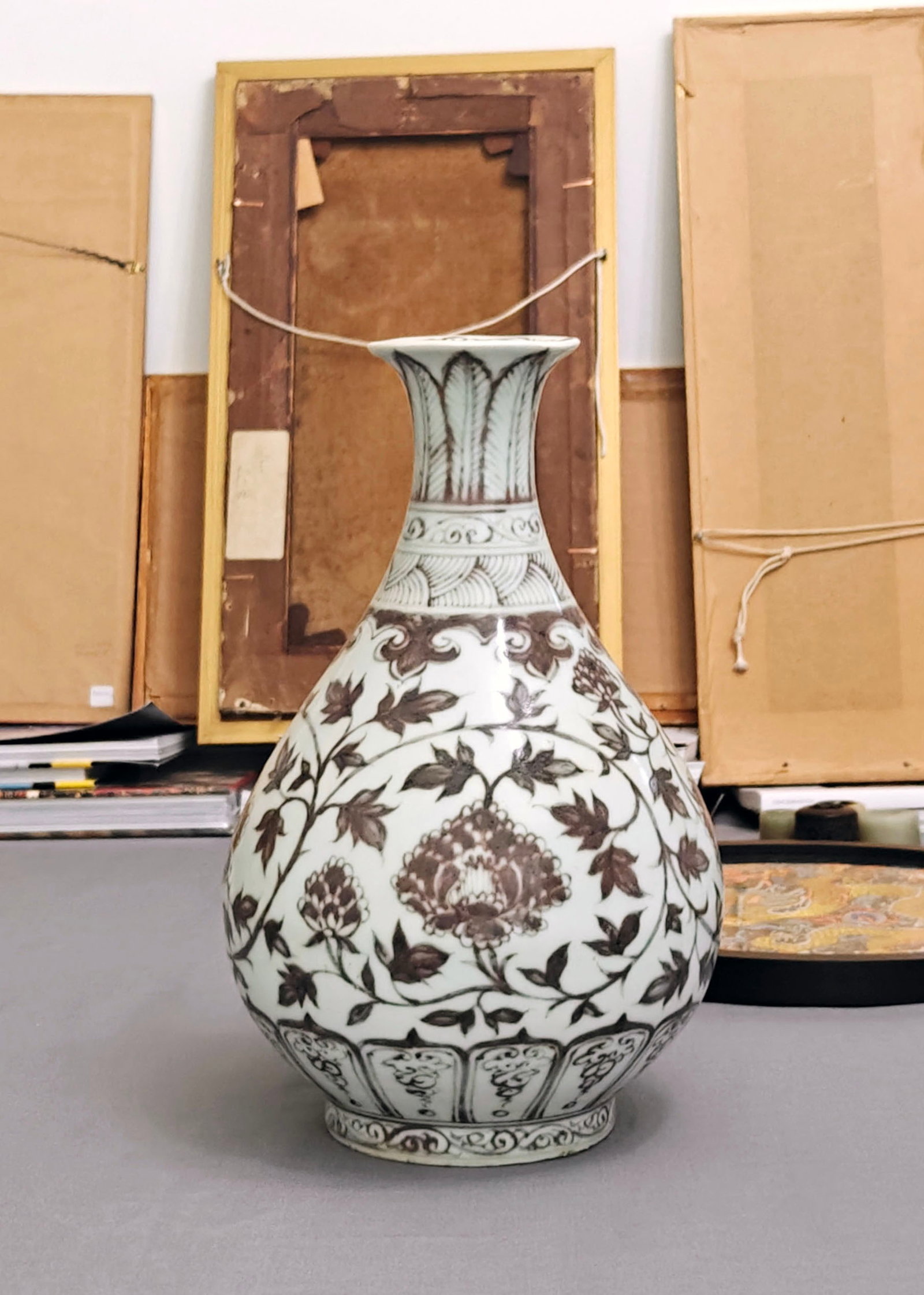 Chinese Copper-Red 'Floral' Vase - 9