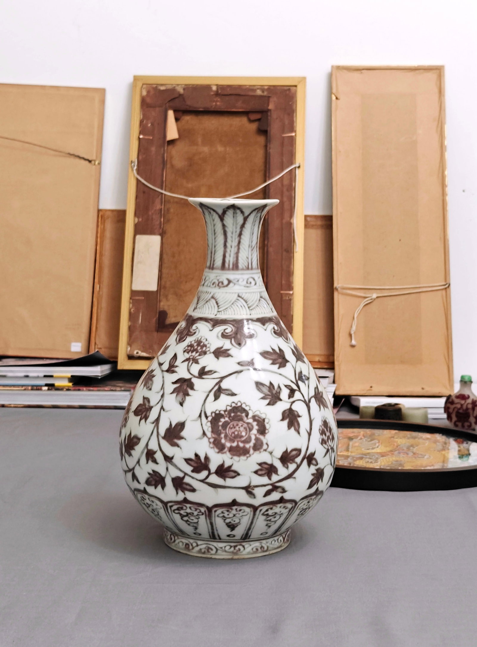 Chinese Copper-Red 'Floral' Vase - 7