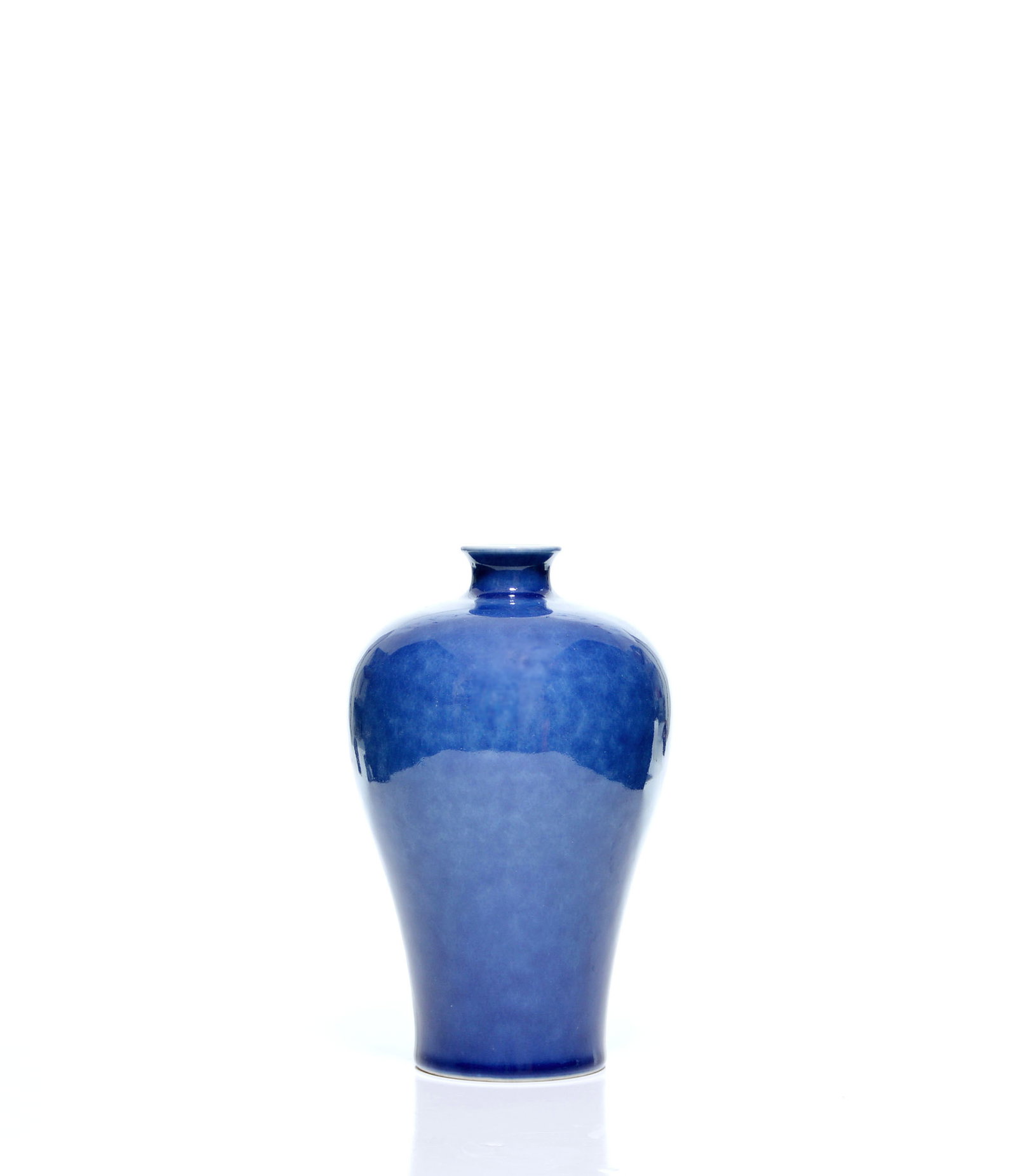 Chinese Monochrome-Blue Vase - 2