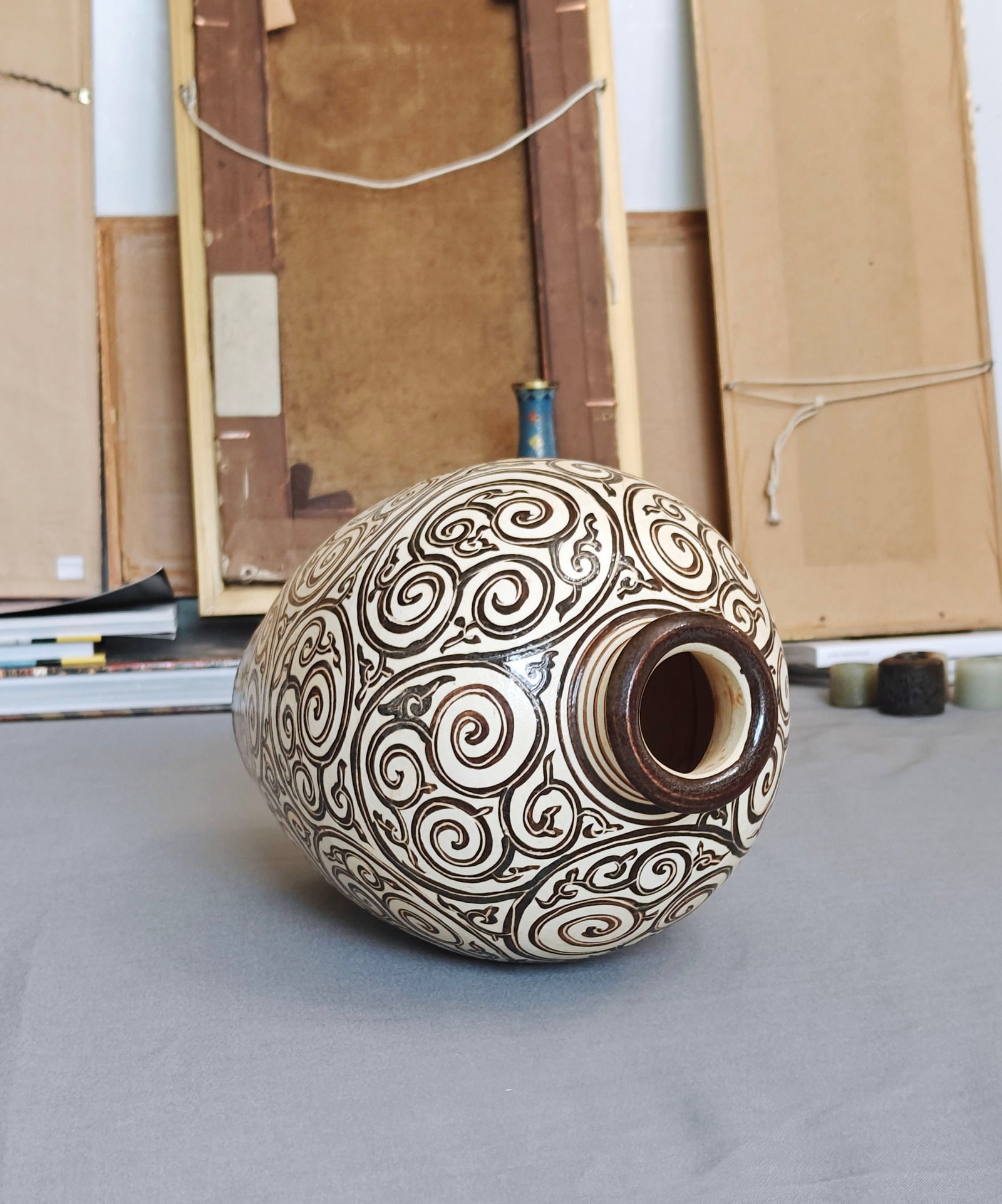 Chinese Cizhou Vase - 17