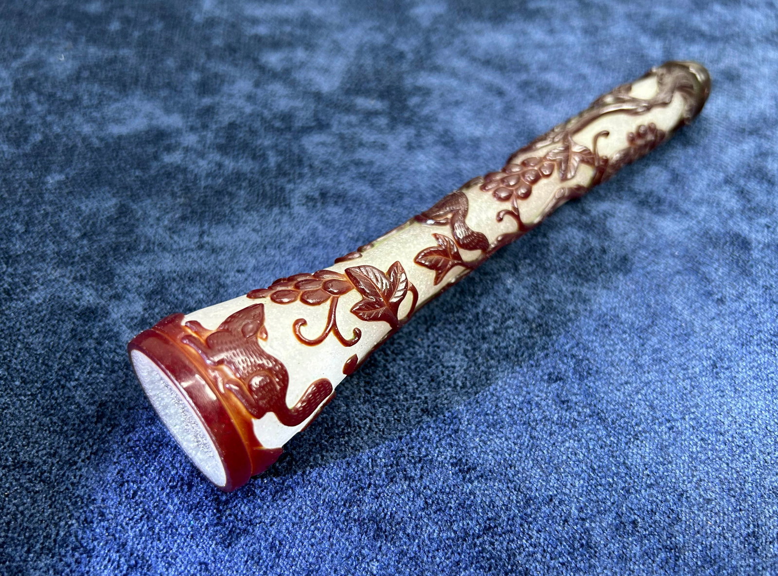 Chinese Ruby-Overlay Glass Brush Handle - 15