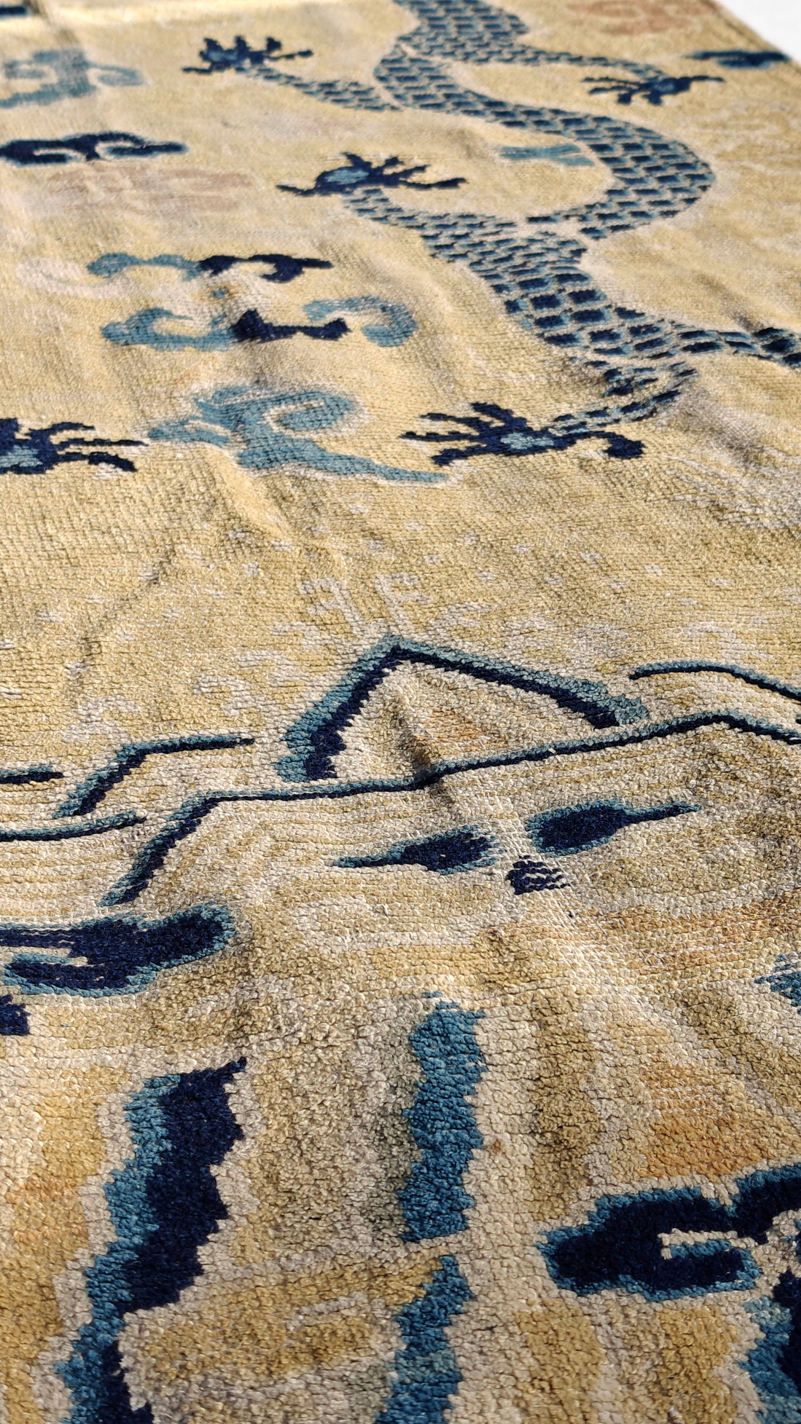 Chinese Imperial 'Dragon' Wool Carpet - 14