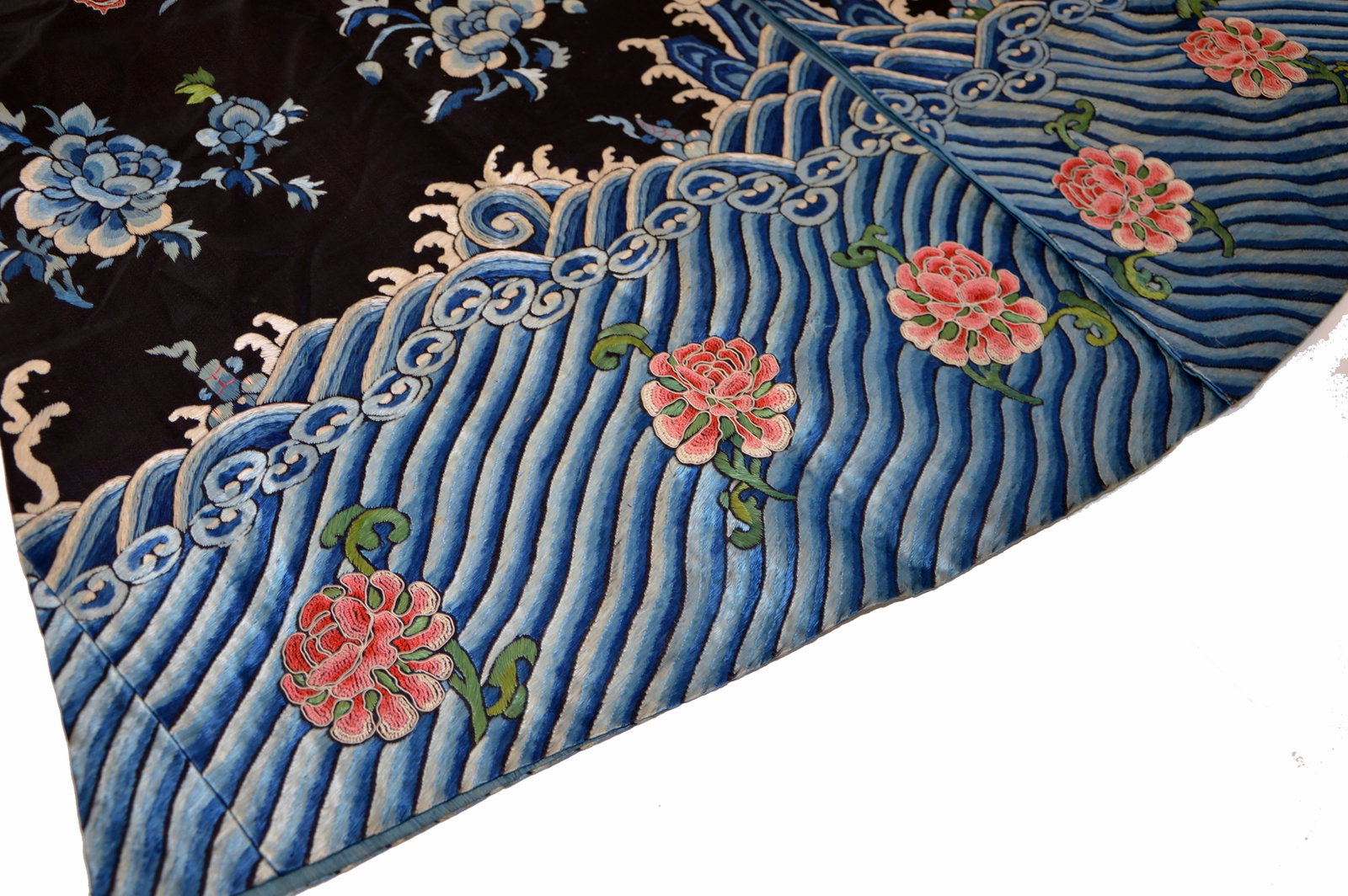 Chinese Embroidered Silk Robe - 6