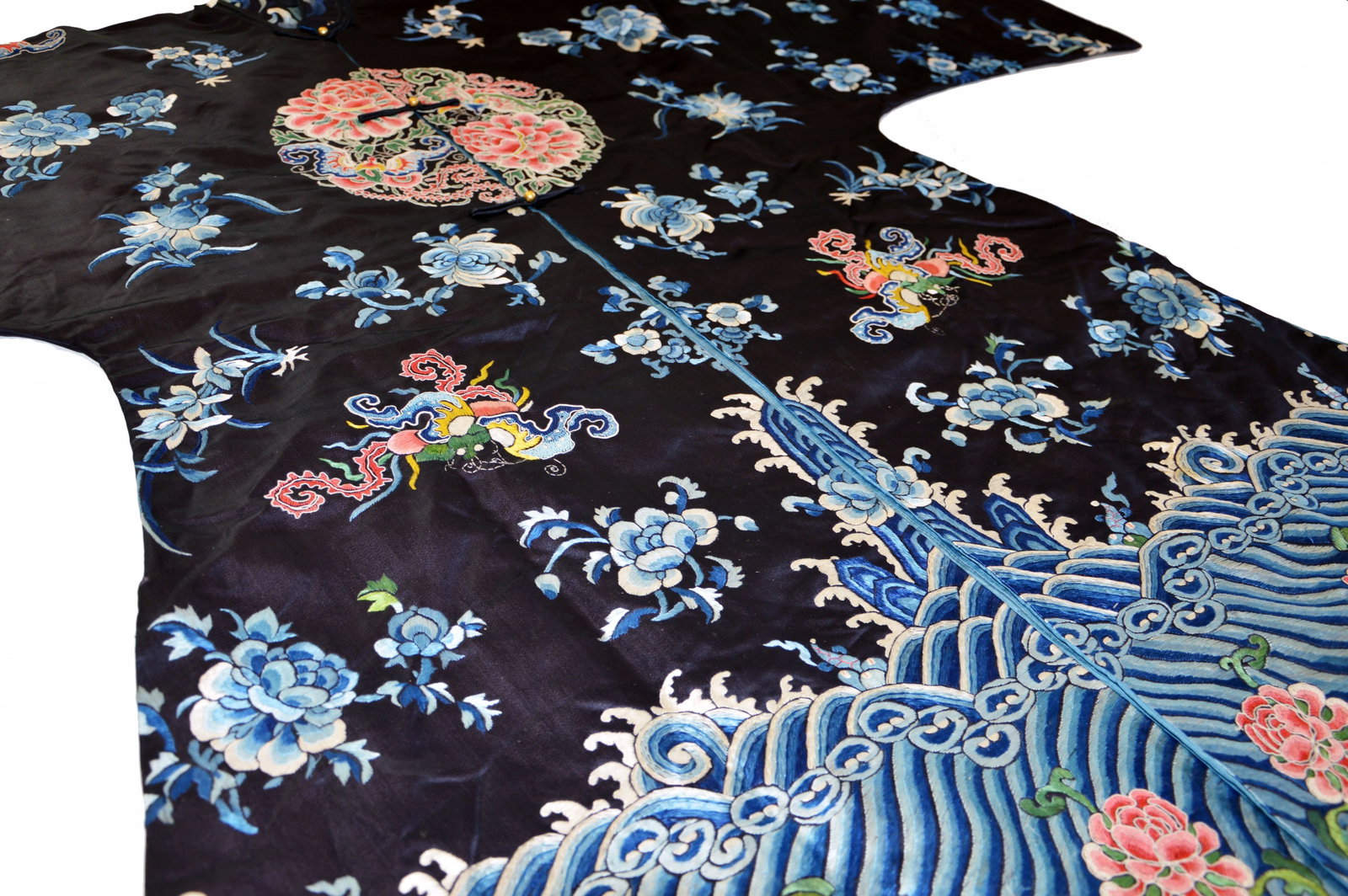 Chinese Embroidered Silk Robe - 7