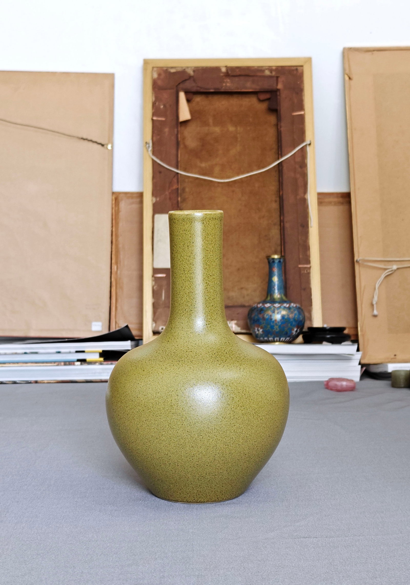 Chinese Teadust-Glazed Bottle Vase - 7