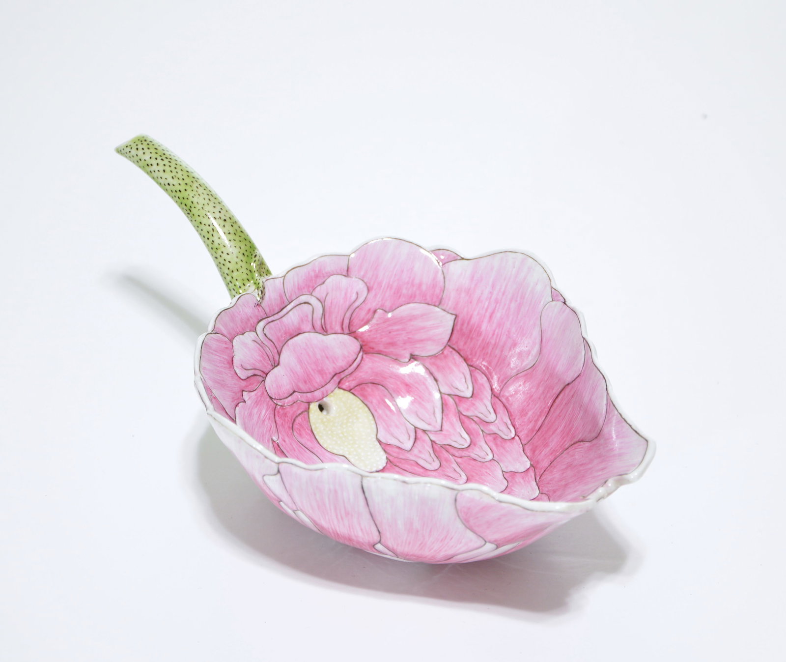 Chinese Famille-Rose Lotus Cup (1 of 19)